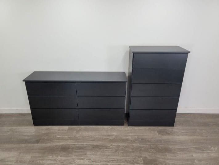 DRESSER AND CHEST  // CÓMODA Y GAVETERO