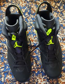 DS Jordan 6 size 12.5 $320
