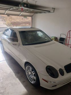 2005 Mercedes E500