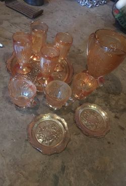 Vintage Beautiful glassware set