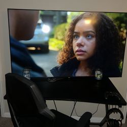 Gaming Table & Gaming Chair Xbox headset & Controller