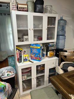 Farmhouse style kitchen hutch in white like New excellent peace for your kitchen or dining room room