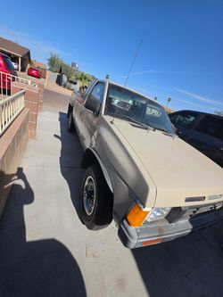 1986 Nissan XE Hardbody D21, 4x4