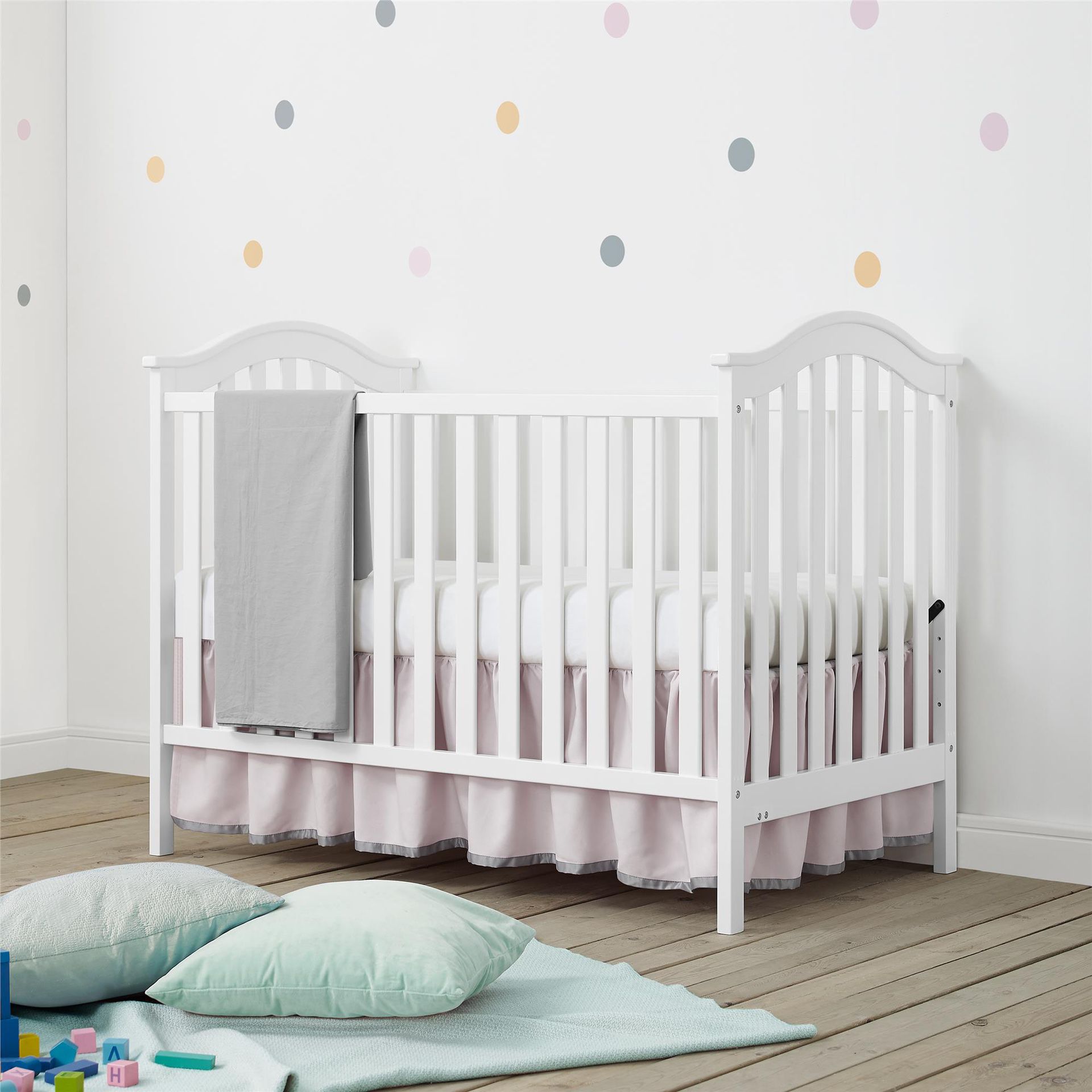 Adelyn Baby crib