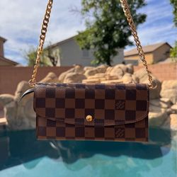 Authentic Louis Vuitton Portefeuille Emilie Damier Wallet Crossbody Bag