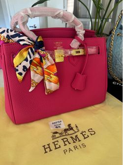 Women, designer, purses ￼