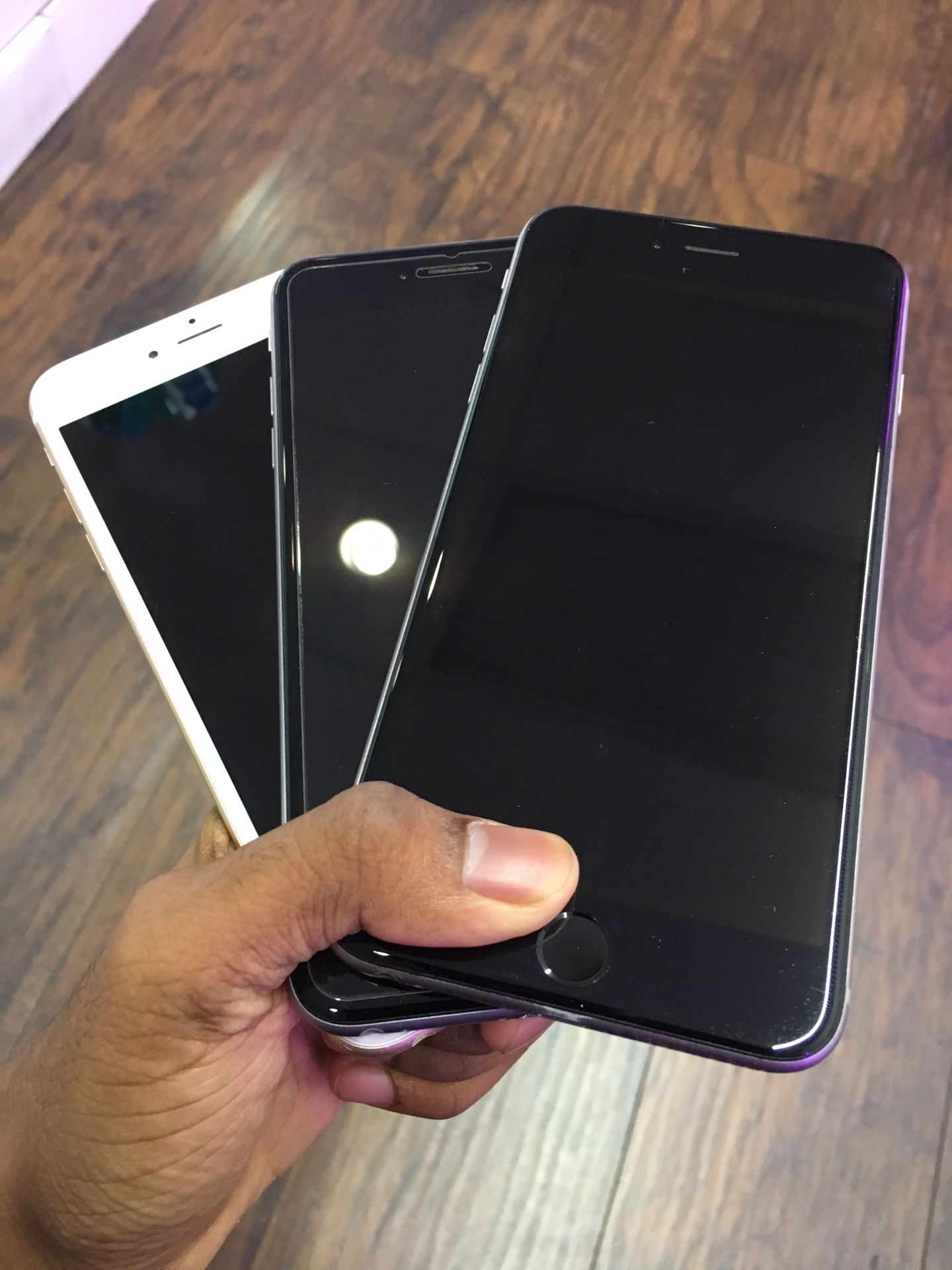 iPhone 6 Plus 64GB/ 16GB Factory Unlocked Excellent Condition With 