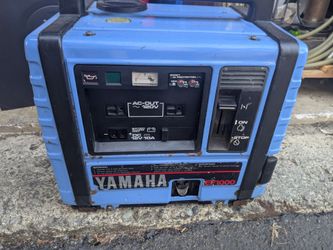 Yamaha EF1000 portable gasoline generator