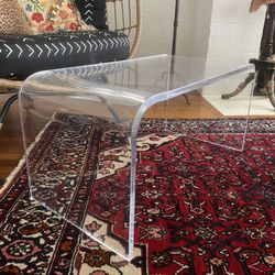 MCM LUCITE WATERFALL COFFEE TABLE (2)