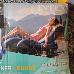 Swimming Recliner Lounge