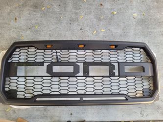 Grill For Ford F150 raptor style Grille w/amber lights  $150 new