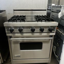 Viking 30”Wide Gas Range Stove In Stainless Steel 4 Burners 