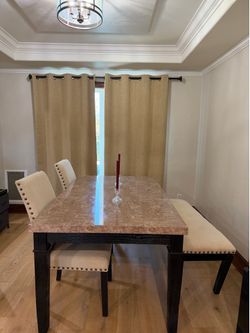 Dining room set