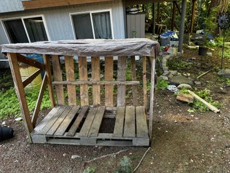 Free Fire Wood Storage Rack
