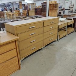 Legacy classics light brown 9 drawer dresser