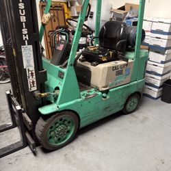 Fork lift 