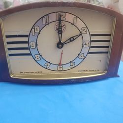 Vintage Chatham Clock By The Lux Clock Mfg Co