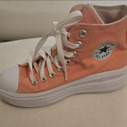 Pink  Color Converse