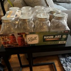 Eleven 12 Qt Mason Jars. Brand New $20