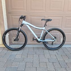 CO_OP DRT 1.1 MOUNTAIN BIKE 27.5 INCH LIKE NEW ( CHECK MY OTHER BIKES)
