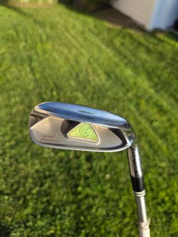 Cleveland Niblick Bloom Chipper Golf Club, RH (Ladies)