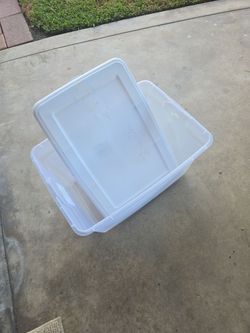 14.5 gallons Sterilite plastic storage container
