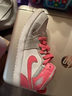 Jordan Mid