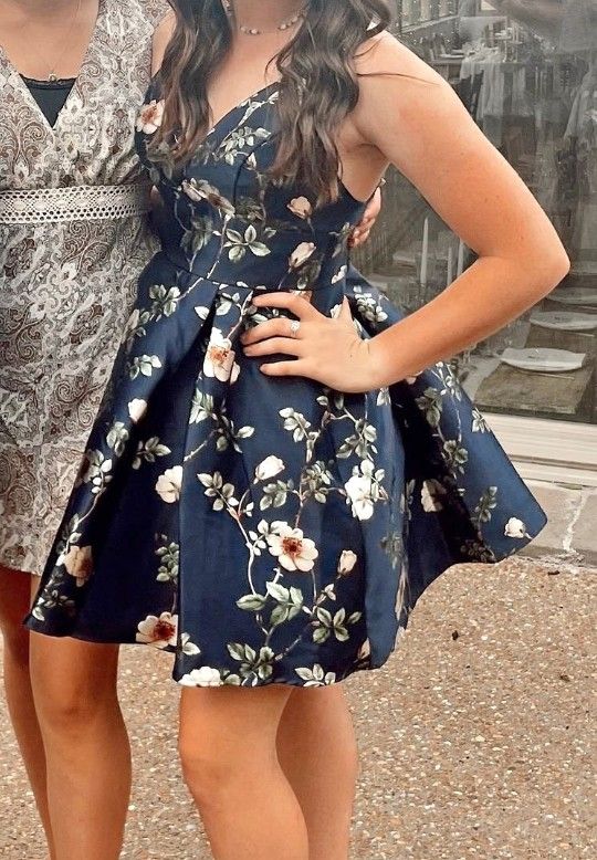 Homecoming, Prom, Winter Ball, Formal