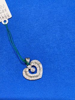 Diamond heart pendant