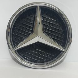  Front Grill LED Star Emblem 2015-18 Mercedes-Benz C Class W205