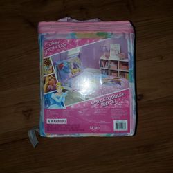 Disney Toddler Bed Set 4 pc 