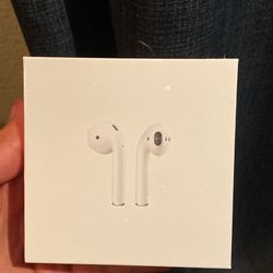 Apple AirPods 2nd Generation