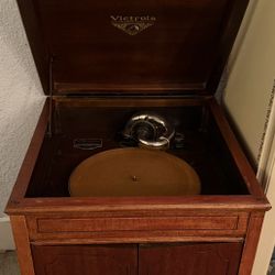 Victrola Record Player