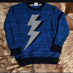 $15, 2 Boys sweaters size 5/6