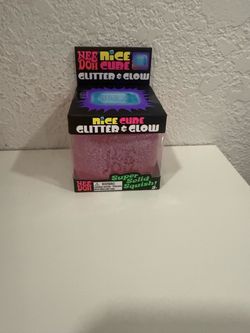 Needoh Nice Cube glitter and glow pink