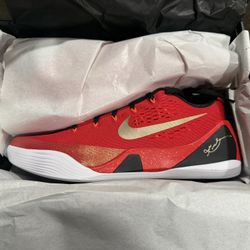 Men Nike Kobe 9 EM Low Size 12.5 China 