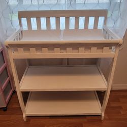 Diaper changing table