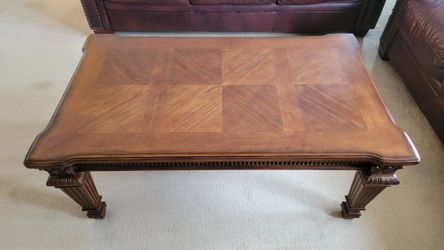 Coffe Table And 2 Small Tables