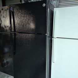 In good working https://offerup.com/redirect/?o=Y29uZGl0aW9uLkRFTElWRVJZ 🚚 AVAILABLE.