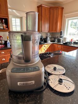 Food Processor - Cuisinart 6 cup
