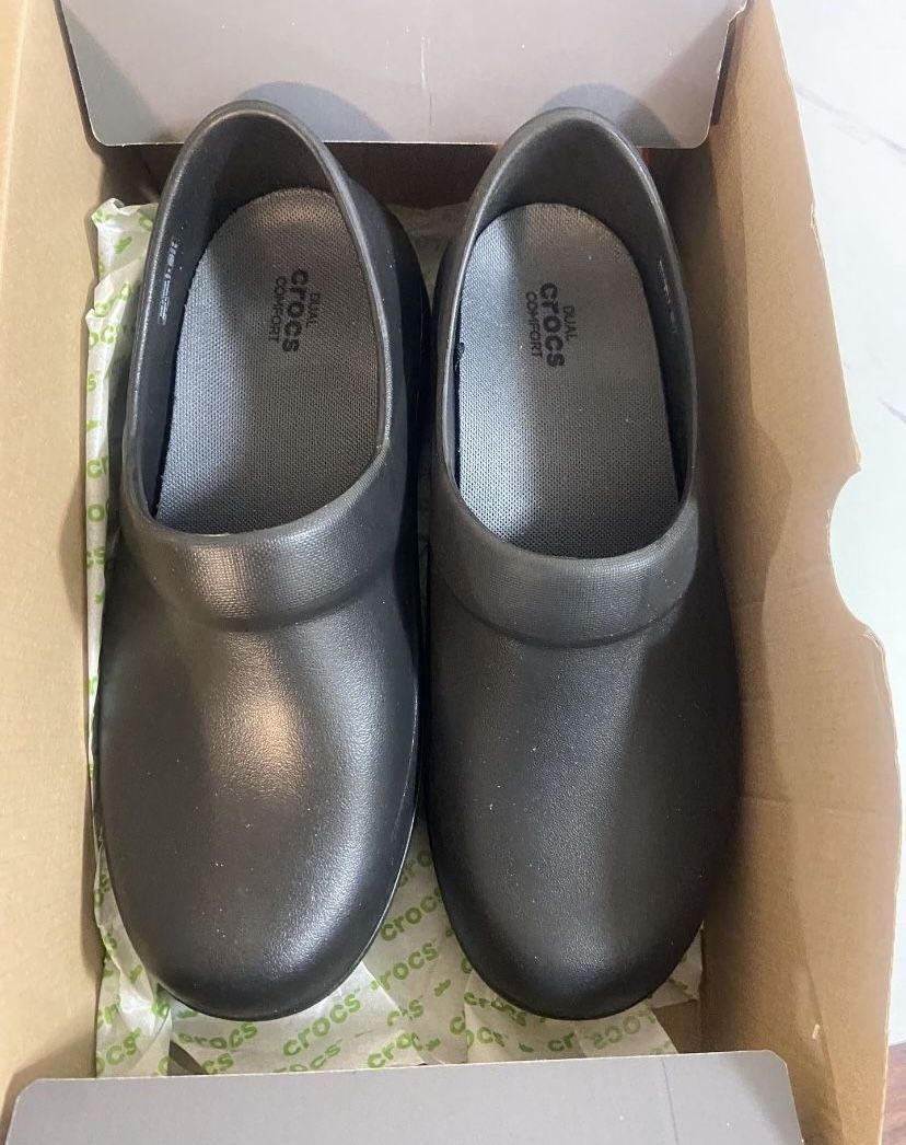 Women Crocs
