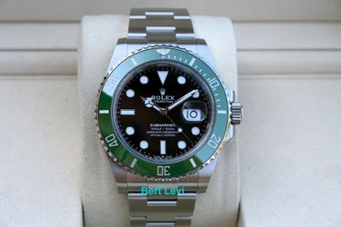 ROLEX 126610LV SUBMARINER WATCH GREEN BEZEL STARBUCKS - T9248