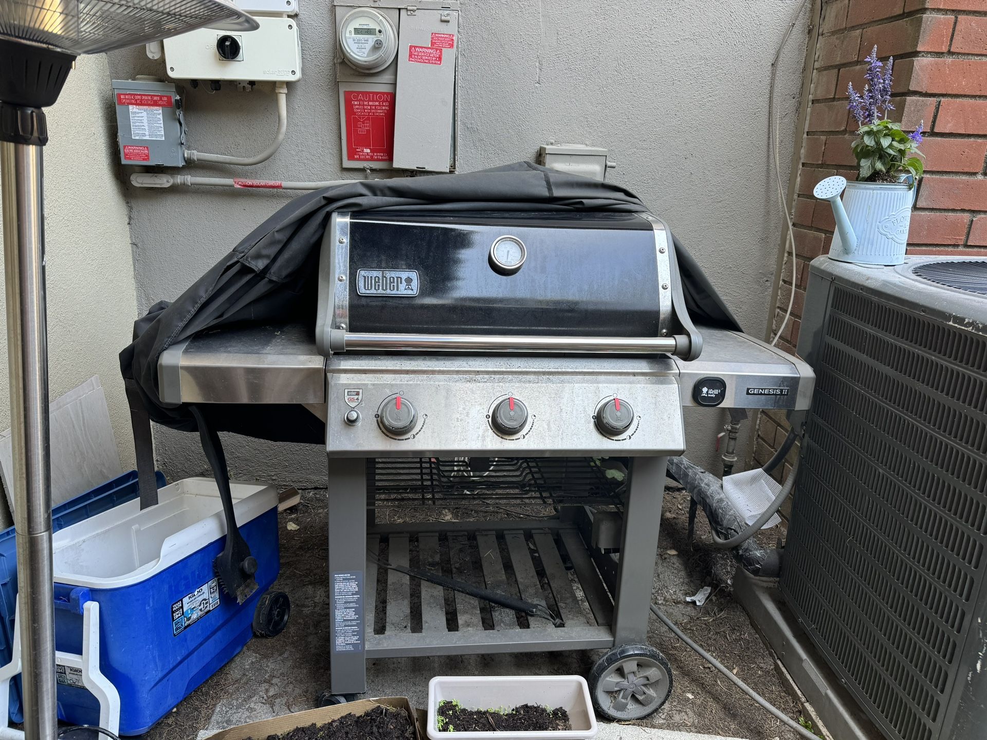 90/00 New Weber Grill
