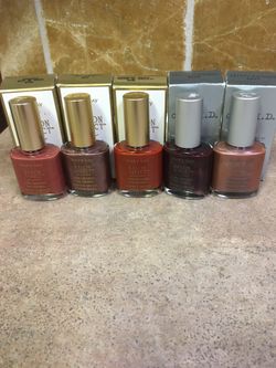 Mary Kay Nail color bundle (5) $20