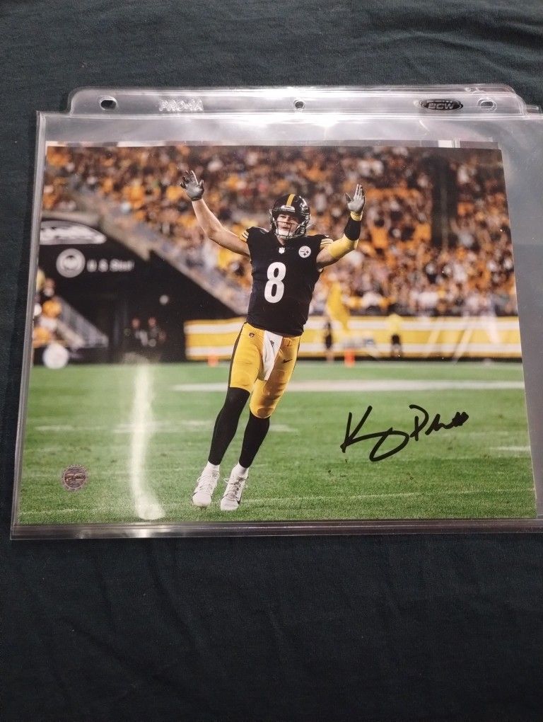 Autographed 8x10 Photo Of Kenny Pickett With Coa