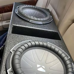 Two Kicker Comp Q Tens In Box