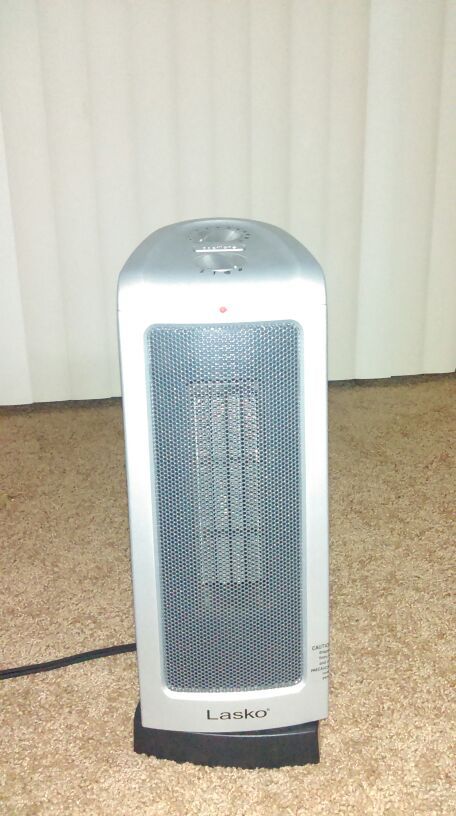Lasko tower fan cum heater. Model 5307 for sale only $25