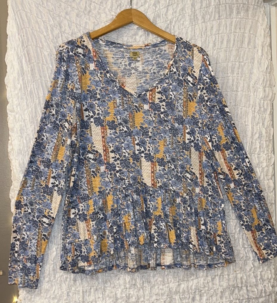 True Craft: Floral & Polka Dot Top, Long Sleeved, Size: XL