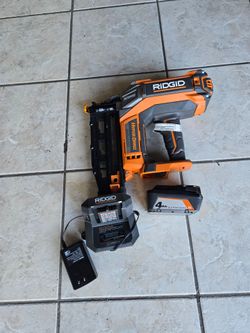 16ga cordless nail gun kit