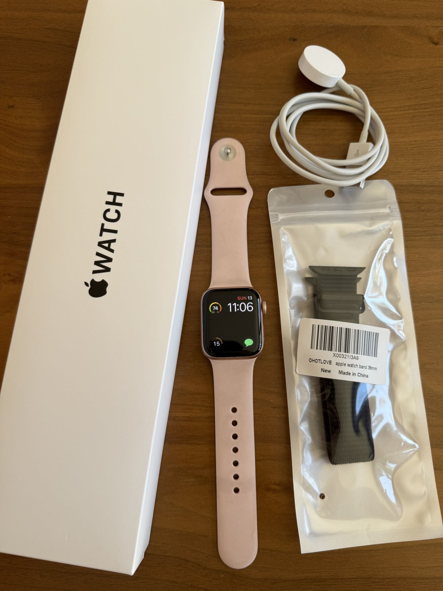 Mint Apple Watch SE Gen1 Cellular Gold/Pink with Box Cable And Extra Black Nylon Band